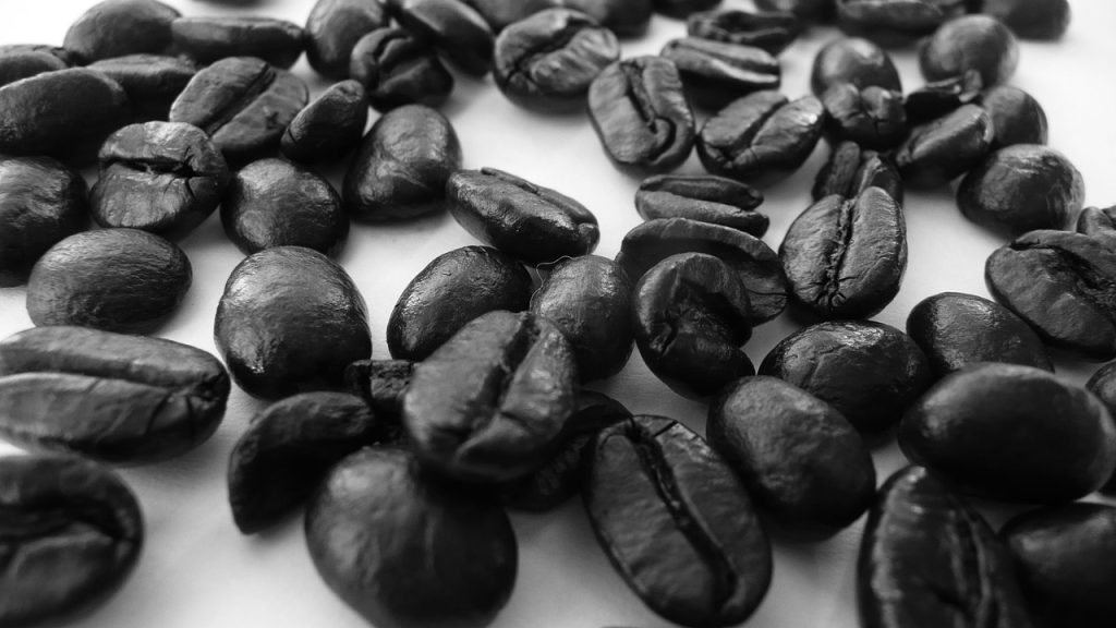 Can I Grind Coffee Beans In Advance Or Should I Do It Just Before Brewing?